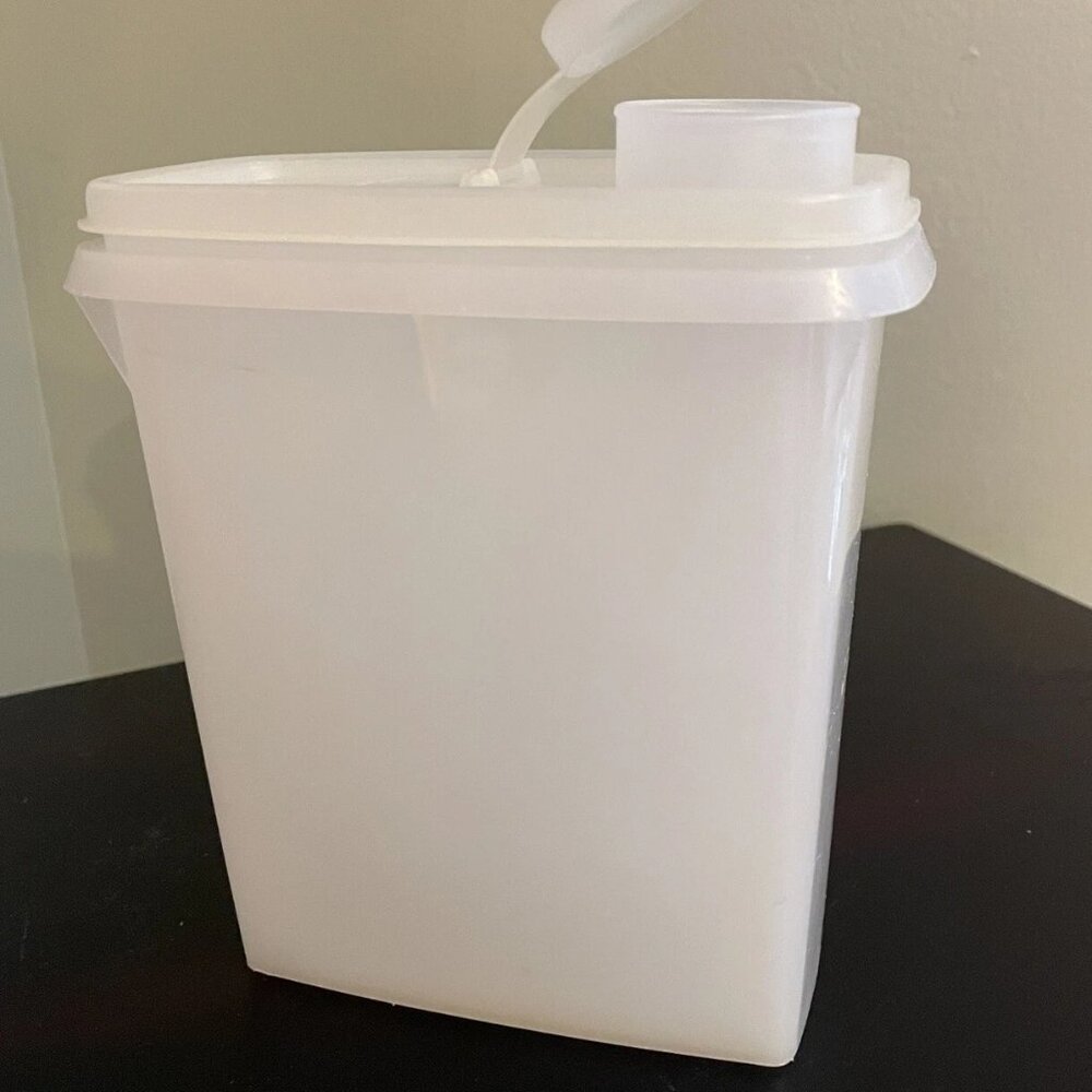 Vintage Tupperware Junior Store N Pour cereal 499 and Lid 509 Sheer 1 quart